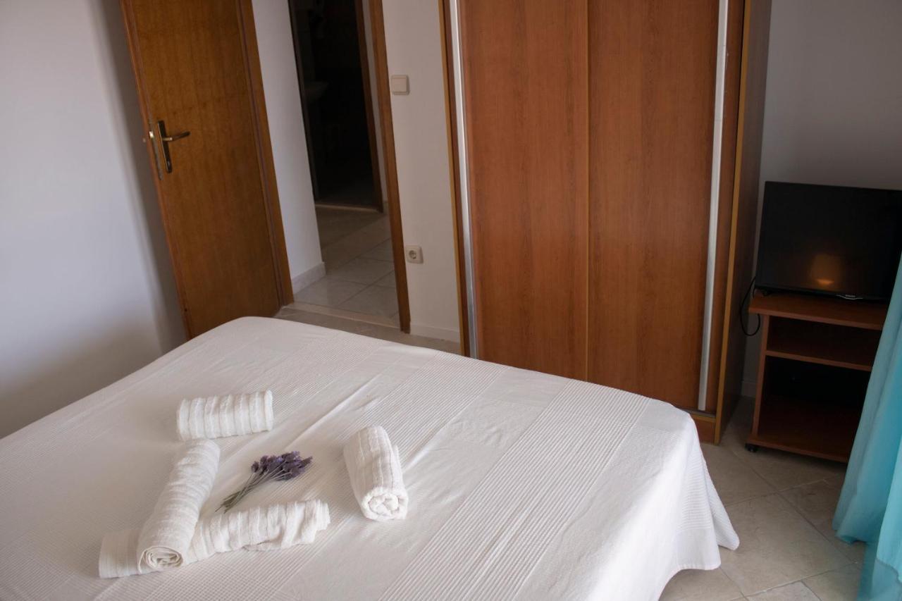 Apartments And Rooms Nikola Omiš Kültér fotó