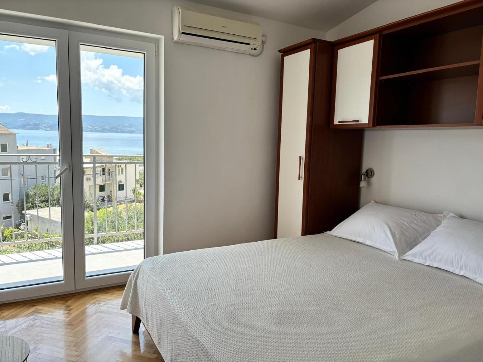 Apartments And Rooms Nikola Omiš Kültér fotó