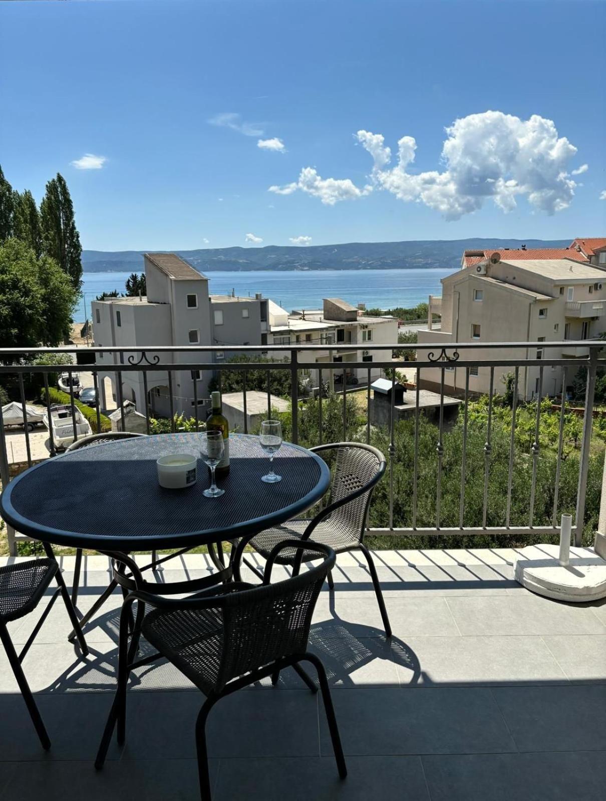 Apartments And Rooms Nikola Omiš Kültér fotó